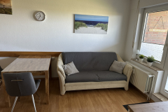Sofa und Tisch