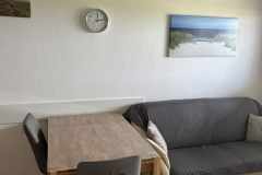 Sofa und Esstisch